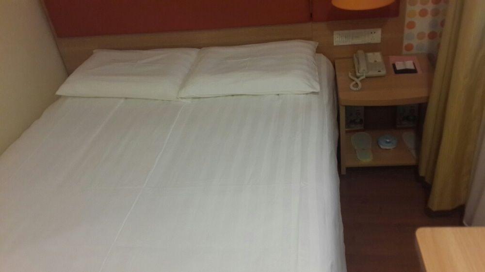 Home Inn Guangzhou Exterior foto